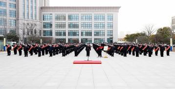 许昌市公安局举行2026年中国人民警察节升警旗仪式